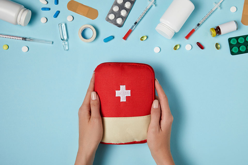 Trousse de premier secours en randonnée